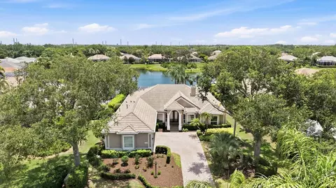8160 Collingwood Ct, University Park, FL 34201
