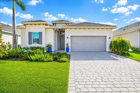 17637 Santorini Ct, Venice, FL 34293
