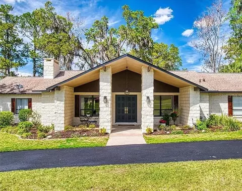 7699 NW 56th Pl, Ocala, FL 34482