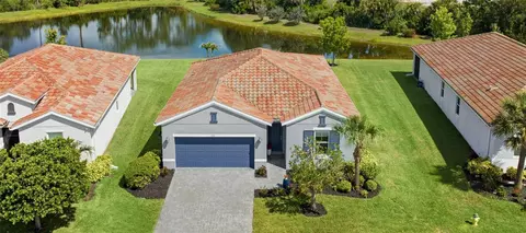 333 Daylily Blvd, Nokomis, FL 34275