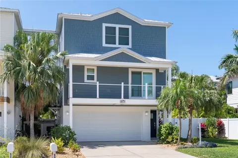 117 51st St, Holmes Beach, FL 34217