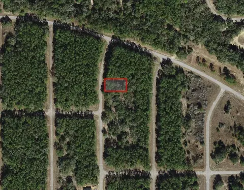 8881 N Teather Ter, Dunnellon, FL 34434