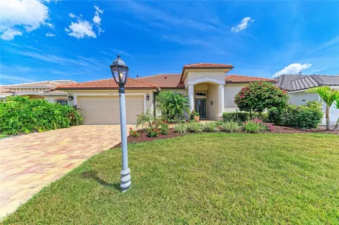 1920 Coconut Palm Cir, North Port, FL 34288