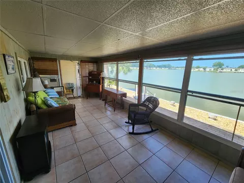 808 53rd Ave E #27, Bradenton, FL 34203 photo 12