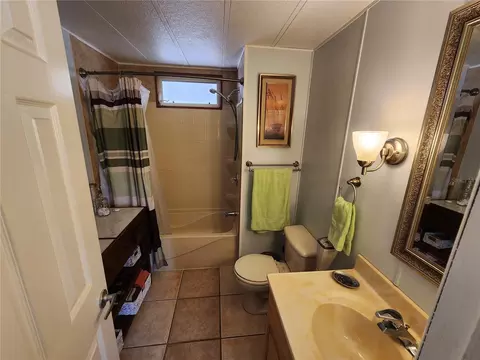 808 53rd Ave E #27, Bradenton, FL 34203 photo 4