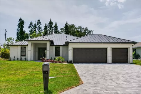 812 SW 14th Ave, Cape Coral, FL 33991