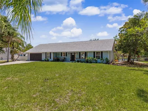 Exterior - 601 136th Ct E, Bradenton, FL 34212 photo 3 of 12