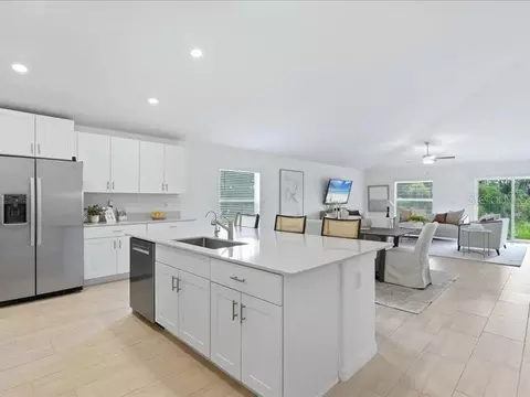 Kitchen - 12032 Blue Diamond Trl, Parrish, FL 34219 photo 3 of 5