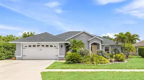 4817 Post Pointe Dr, Sarasota, FL 34233