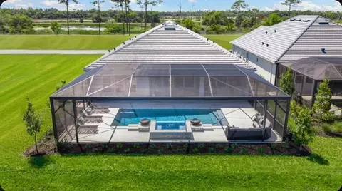 Exterior - 10594 Eclipse St, Sarasota, FL 34241 photo 4 of 10