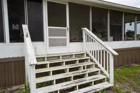 Exterior - 1809 E Holiday Dr, Lorida, FL 33857 photo 2 of 10