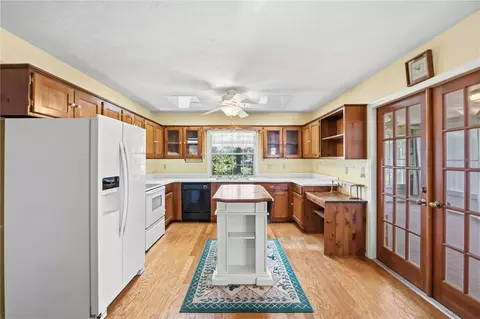 Kitchen - 2209 68th Dr E, Ellenton, FL 34222 photo 4 of 4