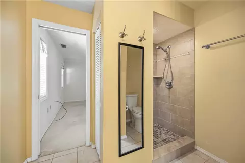 Bath - 2209 68th Dr E, Ellenton, FL 34222 photo 2 of 3