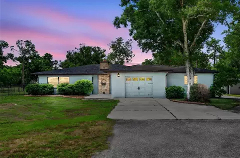 6147 Hupa Rd, Sarasota, FL 34241