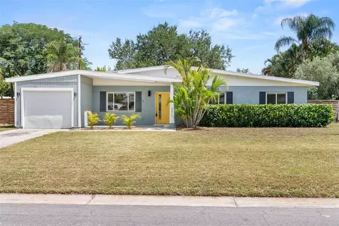 3317 Bougainvillea St, Sarasota, FL 34239