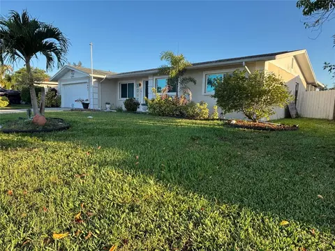 2802 22nd Ave W, Bradenton, FL 34205