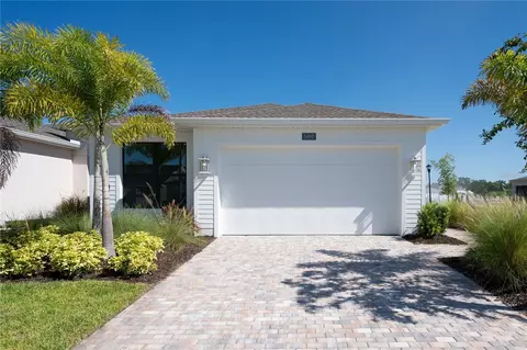 5890 Windbreak Ct, Apollo Beach, FL 33572