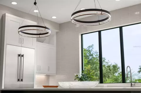 Kitchen - 11721 Rive Isle Run, Parrish, FL 34219 photo 5 of 13