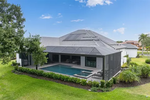 Exterior - 11721 Rive Isle Run, Parrish, FL 34219 photo 19 of 21