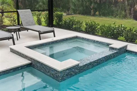 Exterior - 11721 Rive Isle Run, Parrish, FL 34219 photo 12 of 21