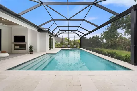 Exterior - 11721 Rive Isle Run, Parrish, FL 34219 photo 7 of 21