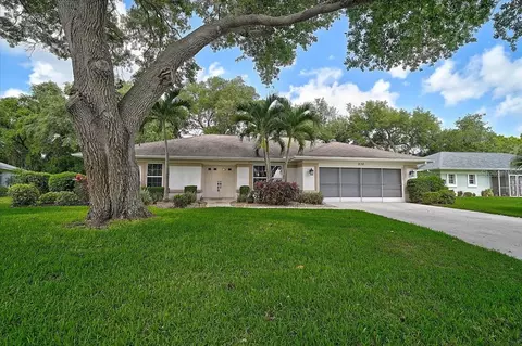 938 S Doral Ln, Venice, FL 34293