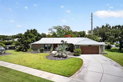 3695 Country Place Blvd, Sarasota, FL 34233