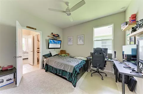 Bedroom - 12314 Nantahala Run, Parrish, FL 34219 photo 10 of 11