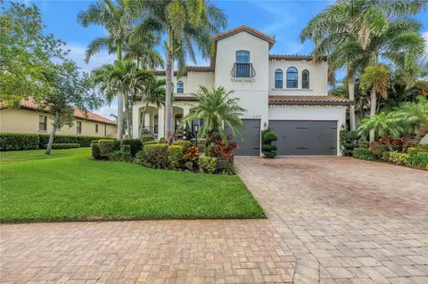 6237 Signature Pointe Ln, Bradenton, FL 34210