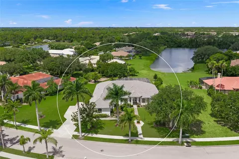 9043 Misty Creek Dr, Sarasota, FL 34241