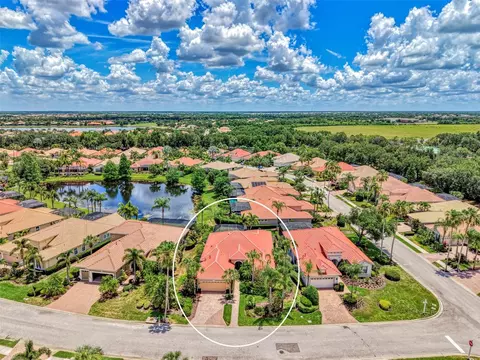 View/Area - 13987 Siena Loop, Bradenton, FL 34202 photo 1 of 8