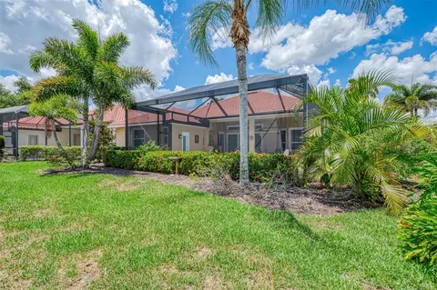 Exterior - 13987 Siena Loop, Bradenton, FL 34202 photo 4 of 7