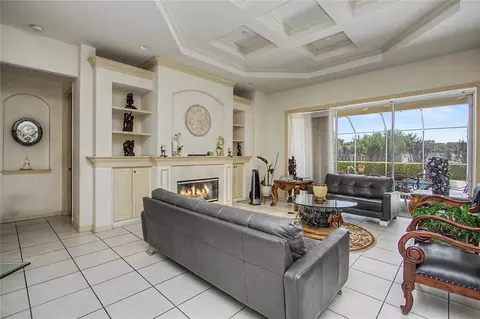 Living - 2114 SE 25th Loop, Ocala, FL 34471 photo 3 of 4