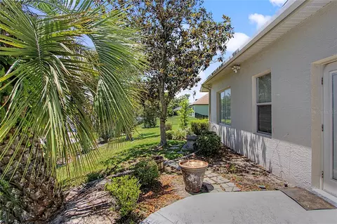 Exterior - 2114 SE 25th Loop, Ocala, FL 34471 photo 8 of 9