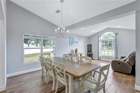 Dining - 4909 6th Ave E, Bradenton, FL 34208 photo 4 of 4
