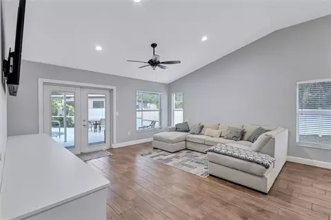 Living - 4909 6th Ave E, Bradenton, FL 34208 photo 1 of 5