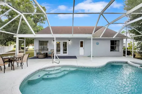 Exterior - 4909 6th Ave E, Bradenton, FL 34208 photo 2 of 14