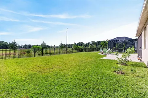 Exterior - 12923 Rainwashed Loop, Parrish, FL 34219 photo 6 of 8