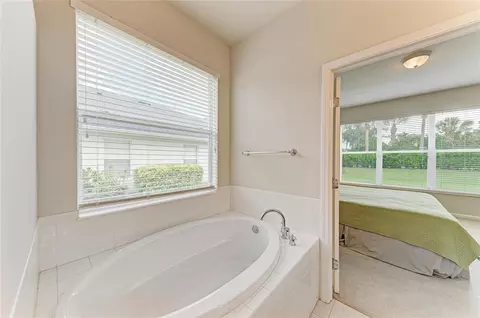 Bath - 5822 100th Ave E, Parrish, FL 34219 photo 2 of 3