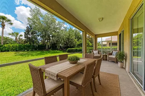 Exterior - 5822 100th Ave E, Parrish, FL 34219 photo 3 of 7