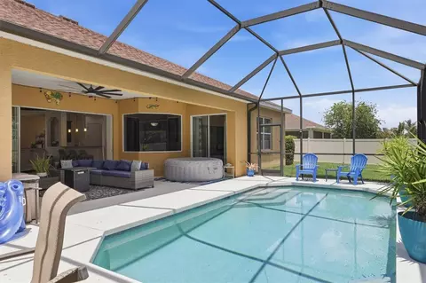 Exterior - 12903 49th Ln E, Parrish, FL 34219 photo 10 of 17