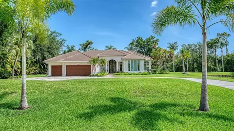 10010 Clubhouse Dr, Lakewood Ranch, FL 34202
