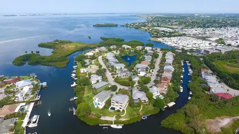 7107 Hawks Harbor Cir, Bradenton, FL 34207