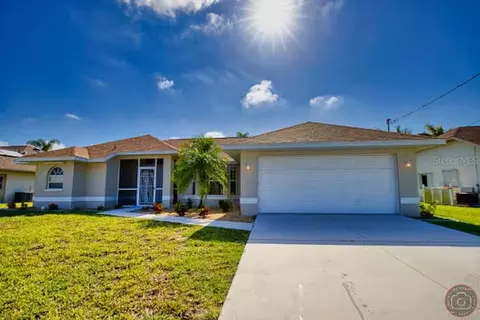 118 Broadmoor Ln, Rotonda West, FL 33947