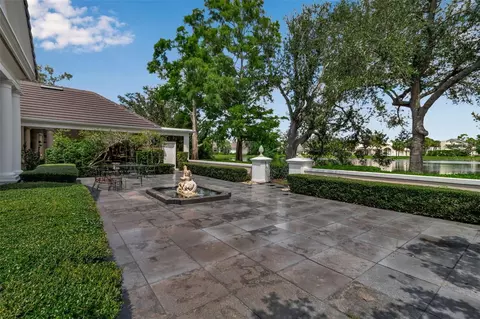 Exterior - 101 Osprey Point Dr, Osprey, FL 34229 photo 11 of 19