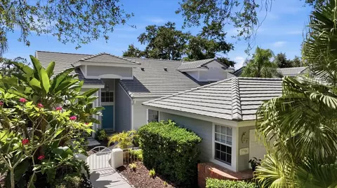 7706 Whitebridge Gln, University Park, FL 34201