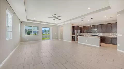 Living - 14239 59th Cir E, Bradenton, FL 34211 photo 3 of 8