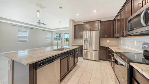 Kitchen - 14239 59th Cir E, Bradenton, FL 34211 photo 2 of 5