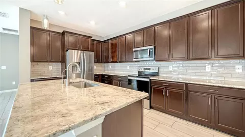 Kitchen - 14239 59th Cir E, Bradenton, FL 34211 photo 5 of 5