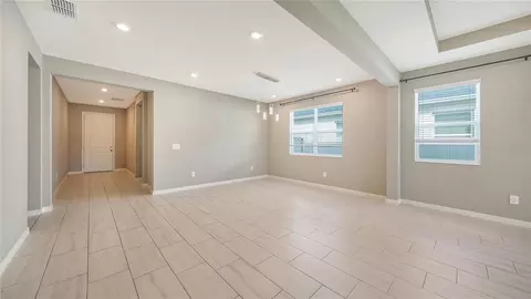 Living - 14239 59th Cir E, Bradenton, FL 34211 photo 4 of 8